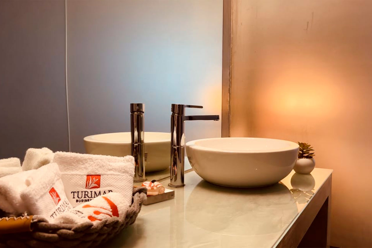 03-DETALHE-QUARTO-MAX-VIEW-LOBITO-TURIMAR