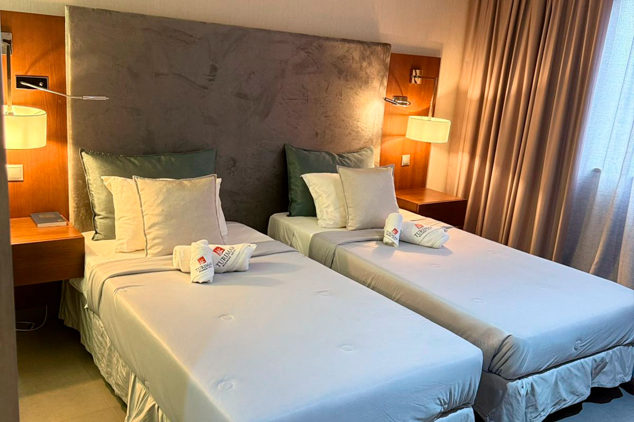 QUARTO-DUPLO-MAX-VIEW-LOBITO-TURIMAR